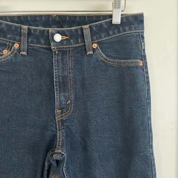 VINTAGE Levi’s Made in Canada Denim Blue Jeans Womens Size 10 Hemmed Red Tab HTF - Picture 3 of 12